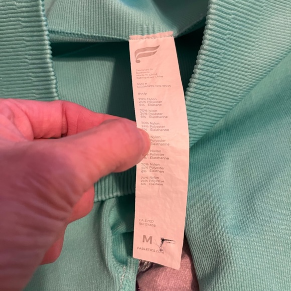 Fabletics women’s light green leggings! - Picture 3 of 5